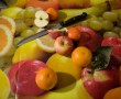 Kunstwerk Still life with fruit & tablecloth