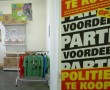 Kunstwerk winkel: politiek te koop OP=OP!