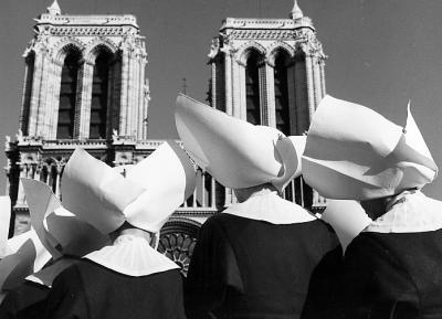  Nuns by the Notre Dame KSF-116