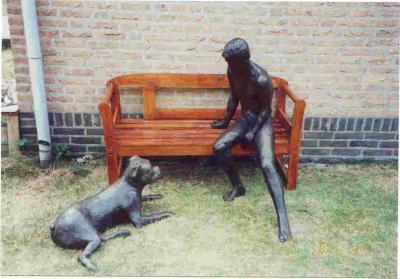 Man op bank Man op bank