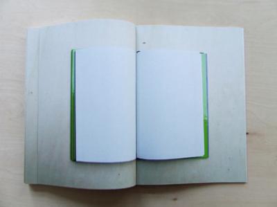 This page is intentionally left blank (onderdeel van defining white) This page is intentionally left blank (onderdeel van defining white)