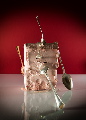 Ice being served rood Ice being served rood