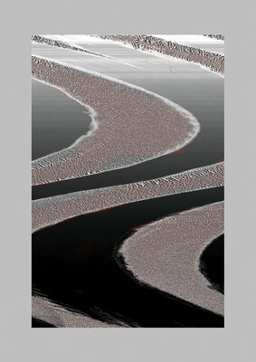 To follow a winding course To follow a winding course