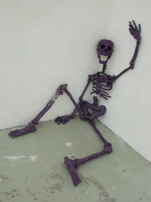 Skeleton - Inge van de Louw Skeleton - Inge van de Louw